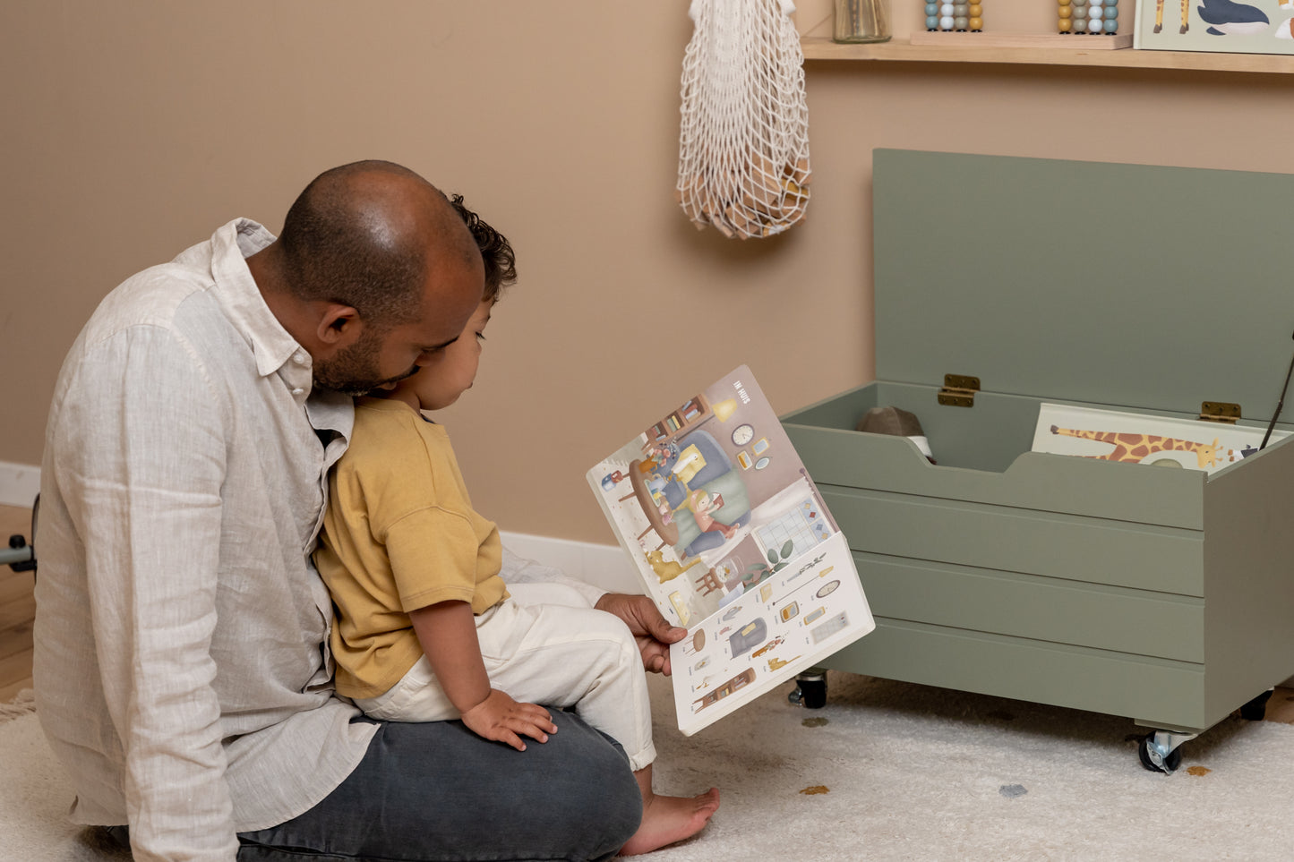 Kinderboek 'Mijn kijkboek, de wereld om je heen'