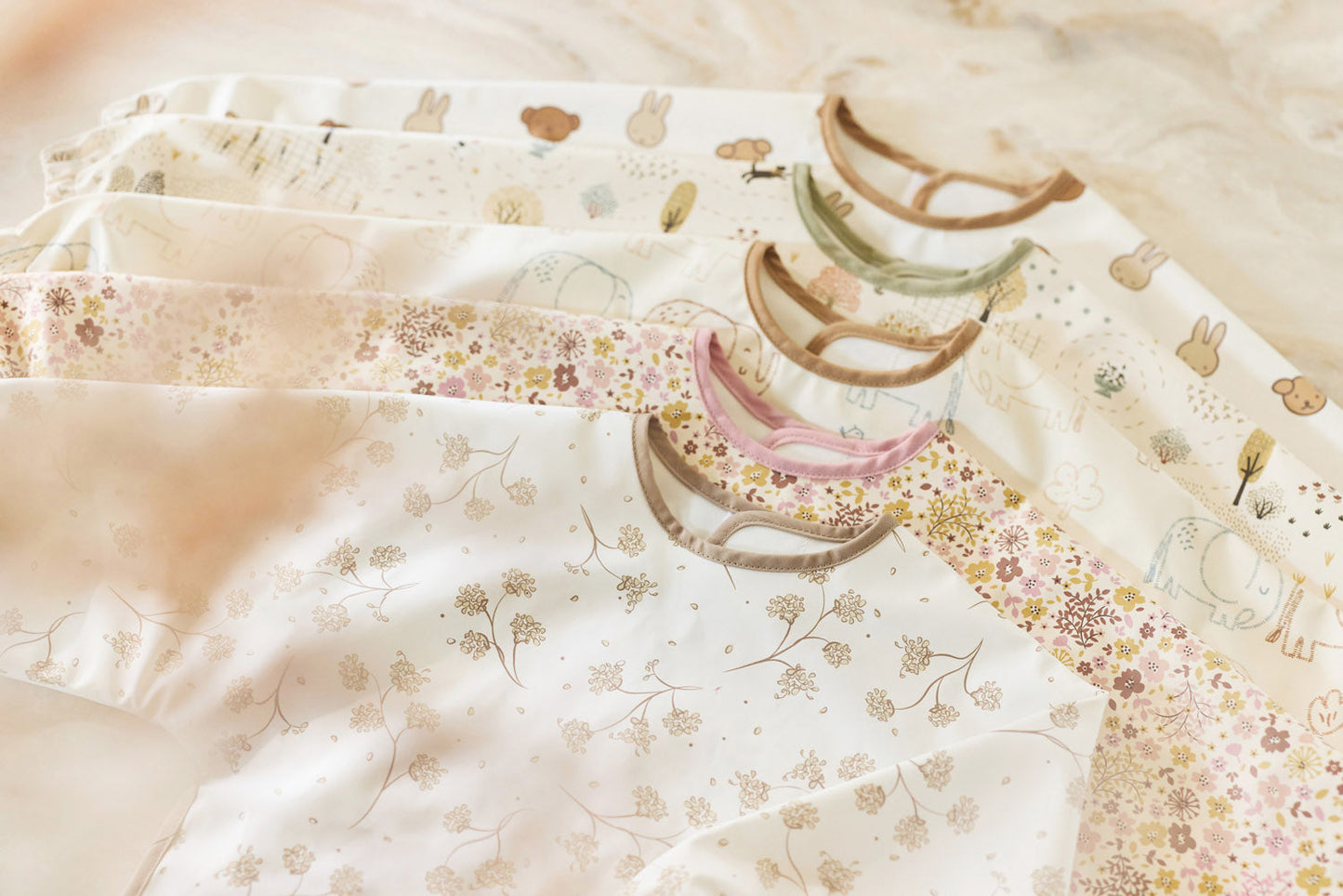 Slab Waterproof met Mouw - Flower Fairies